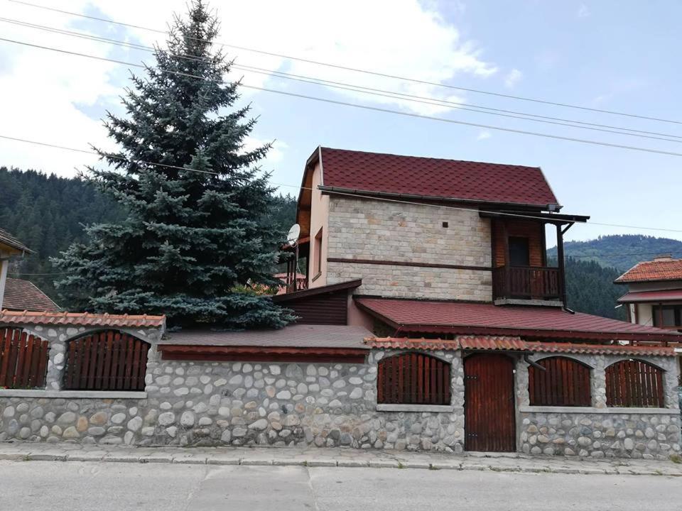 Guest House Diva Reka Beli Iskar Exterior foto